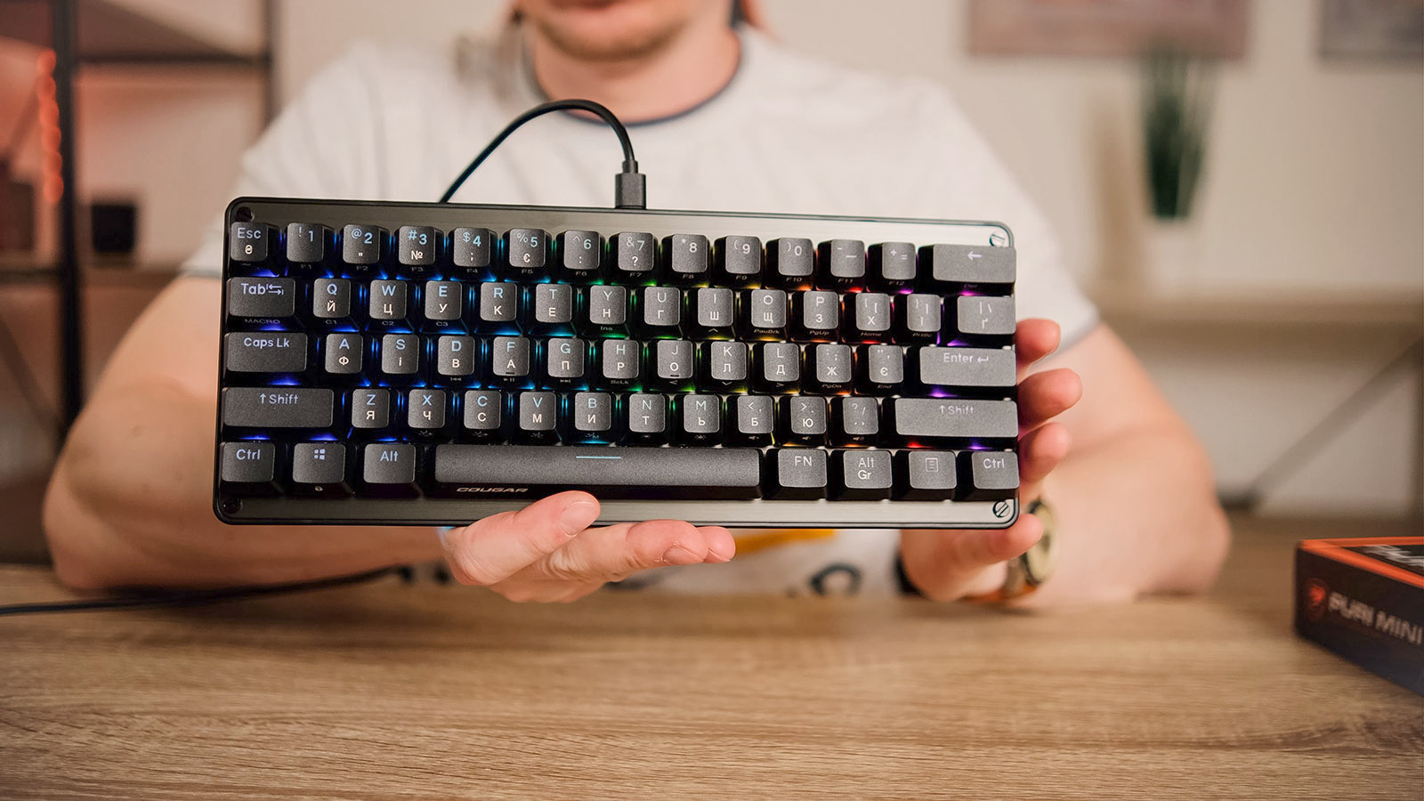 Тревел-стайл: огляд ігрової клавіатури COUGAR Puri Mini RGB